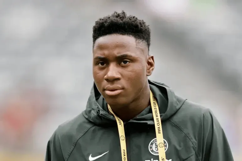 TA：切尔西中场埃苏戈术后预期起码伤缺12周，至少明年复出