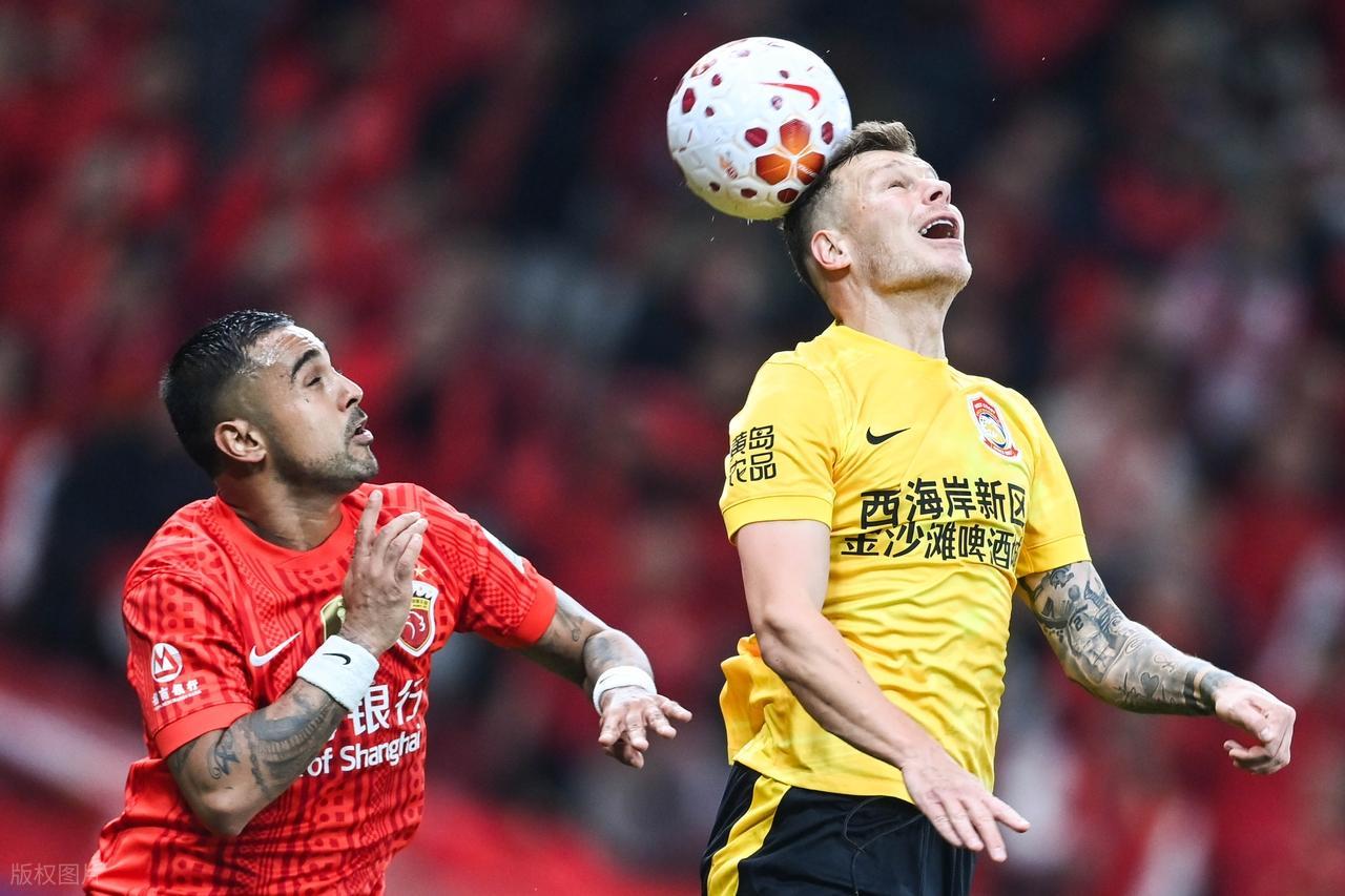 体育app下载官网--5变-2!上海海港4:1青岛西海岸 武磊双响创纪录 产生3大意想不到